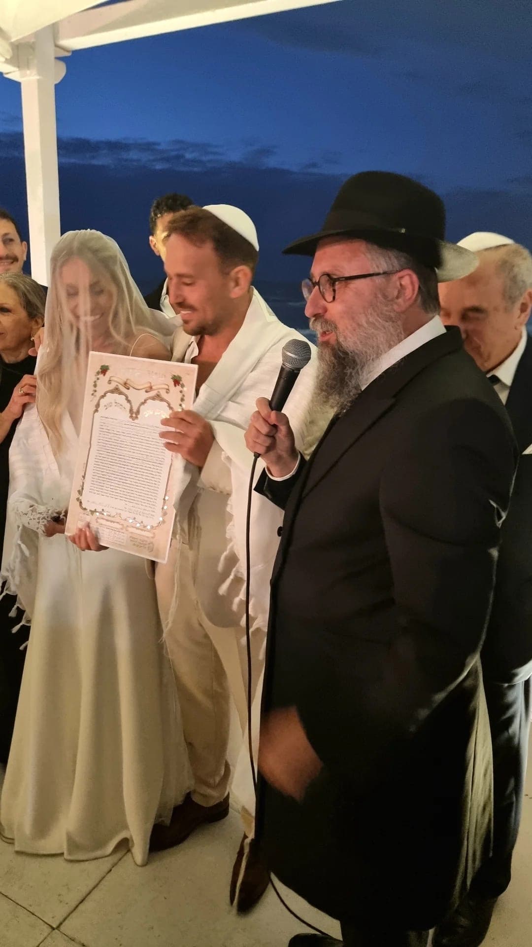 רב מחתן הרב מנחם קוטנר לוגו